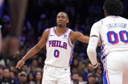 九游体育官网入口-杰出表现引领，凯尔特人逆转人晋级东部决赛的简单介绍