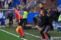 -包含球队转会市场动荡，重量级球员众多交易的词条