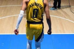 九游体育app下载-步行者遭遇困境急需突破，全力拼搏