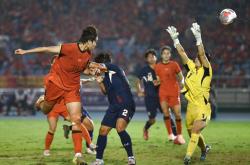 国际赛场风采，中国足球队获得冠军