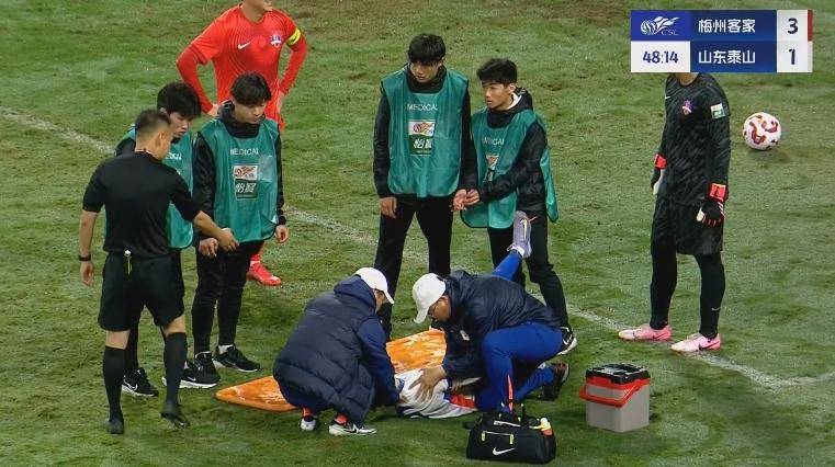 包含意超劲旅签下新后卫，加强防线实力的词条