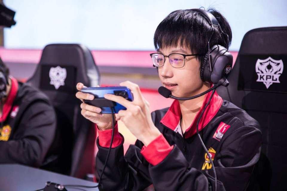 巅峰回归!赛场上的王者风采 巅峰回归!赛场上的王者风采