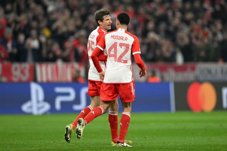 拜仁遭遇逆转，止步欧冠八强