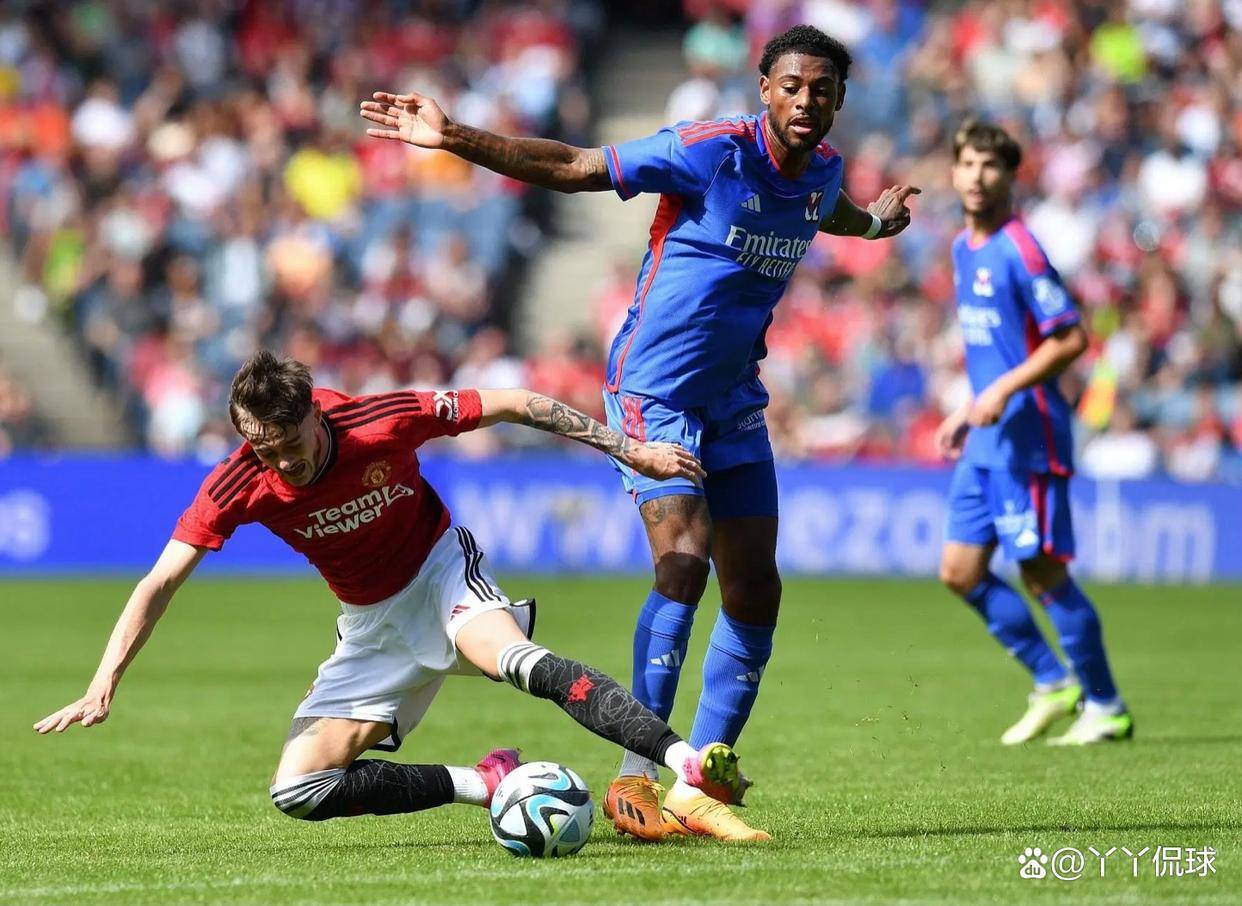 里昂客场取胜，出色表现赢得掌声