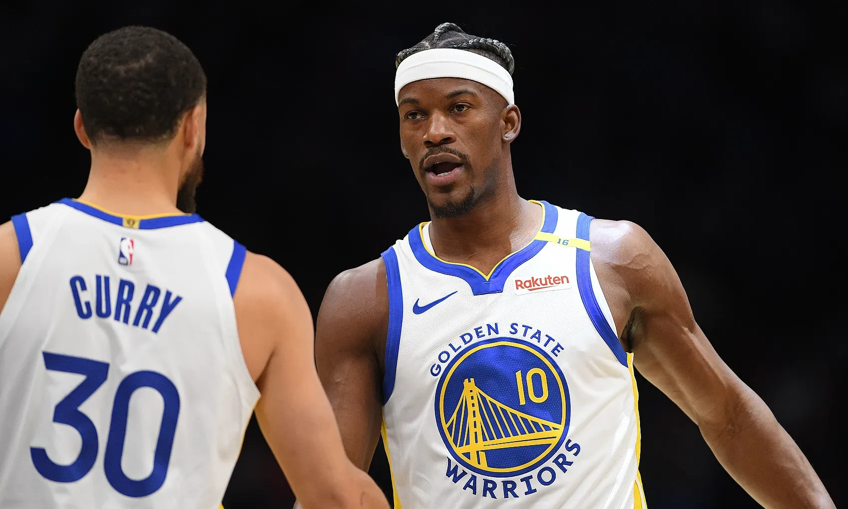 爵士客场力克灰熊,取得系列赛首胜 爵士客场力克灰熊,取得系列赛首胜