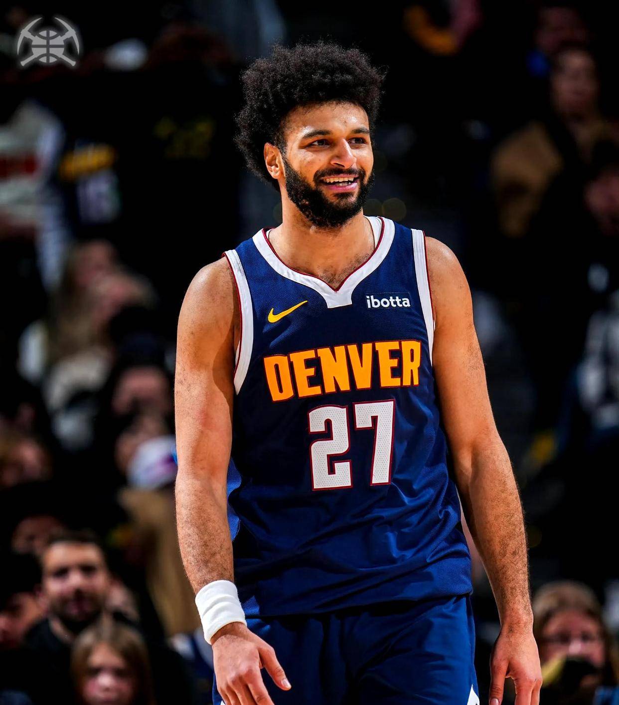 爵士客场力克灰熊,取得系列赛首胜 爵士客场力克灰熊,取得系列赛首胜