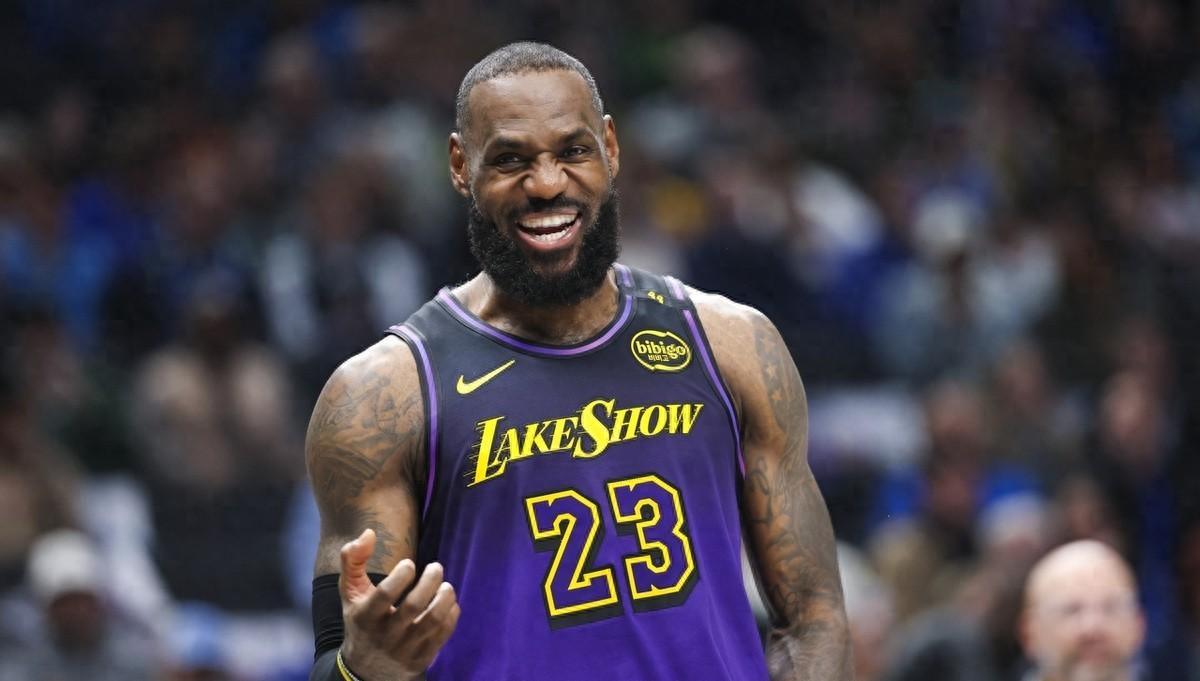 骑士队员联手反击，实现壮举