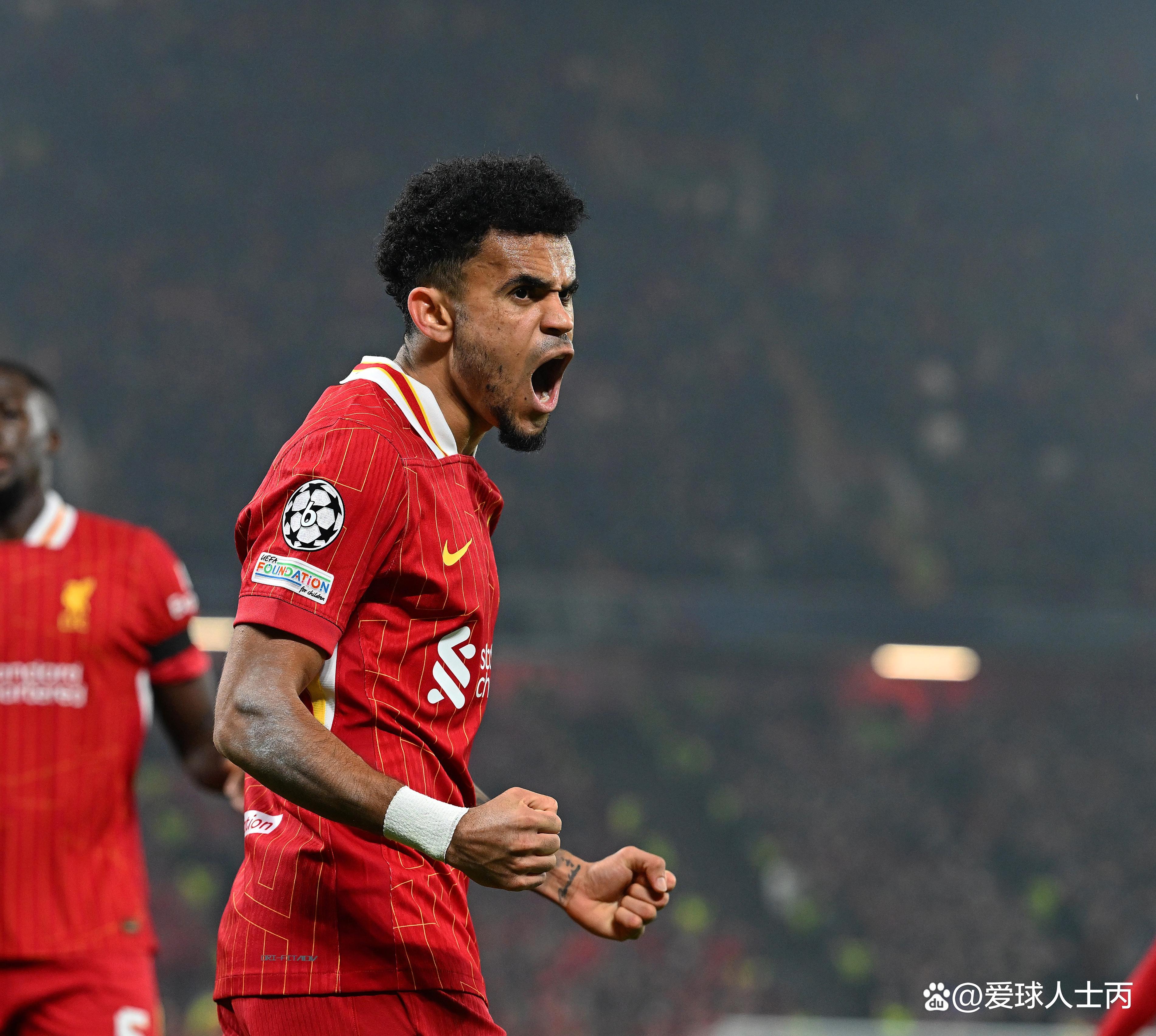 利物浦惨败巴萨，主场遭遇尴尬失利