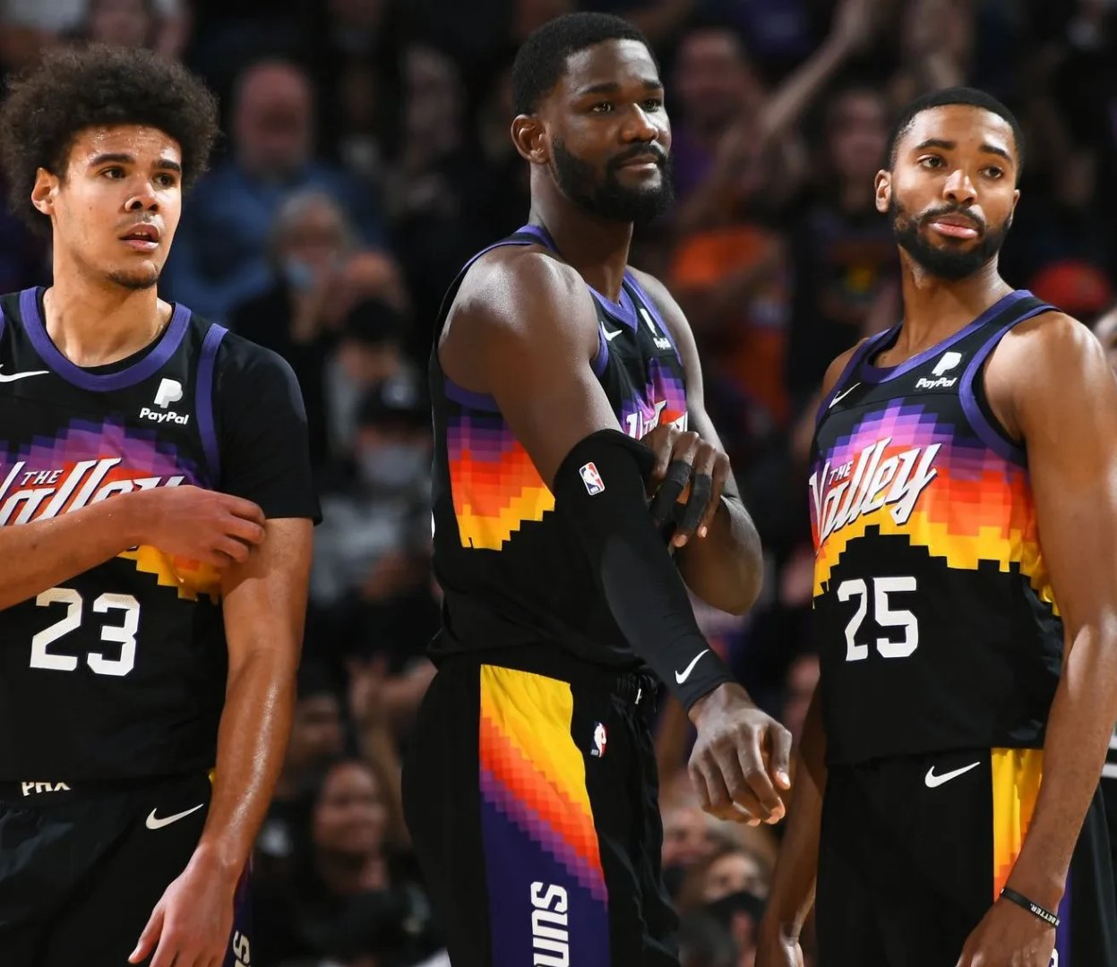 关于太阳朝冲击季后赛而行,布克继续为球队拼搏的信息 关于太阳朝冲击季后赛而行,布克继续为球队拼搏的信息