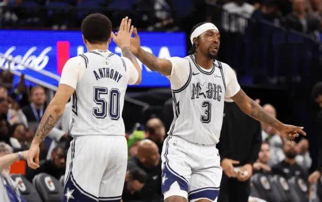 骑士惨败雄鹿，恐怕会成为本赛季最大黑马