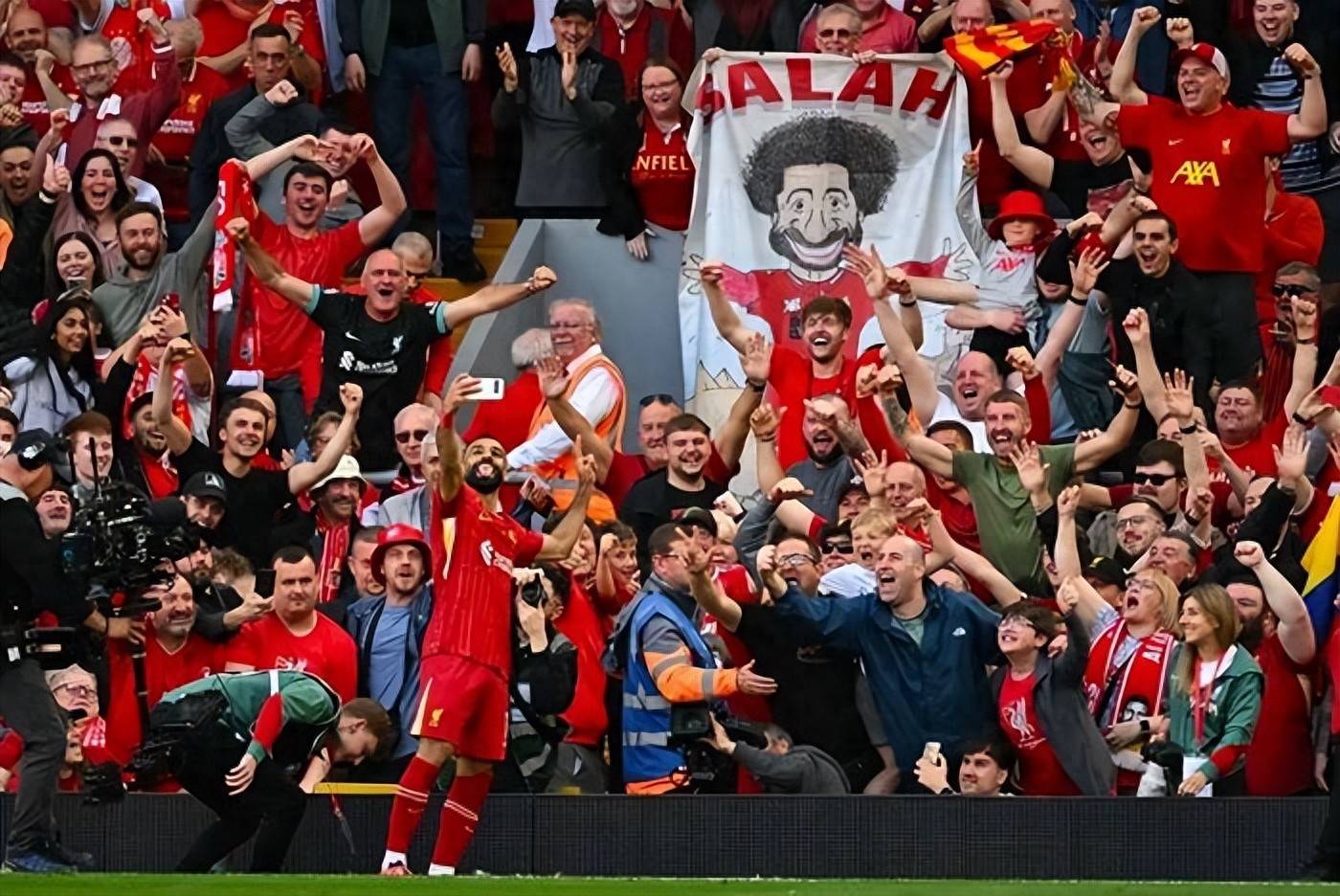 阵容强大，英超夺冠热门表现耀眼