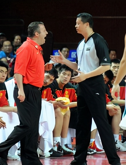 包含巴西篮球联赛改革方案获通过，引发国内热烈讨论的词条