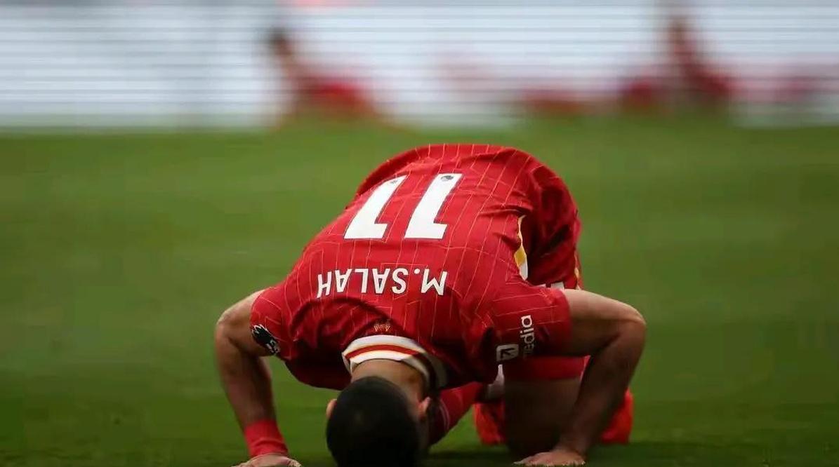 纽伦堡球员发挥出色,打破僵局取得胜利 纽伦堡球员发挥出色,打破僵局取得胜利