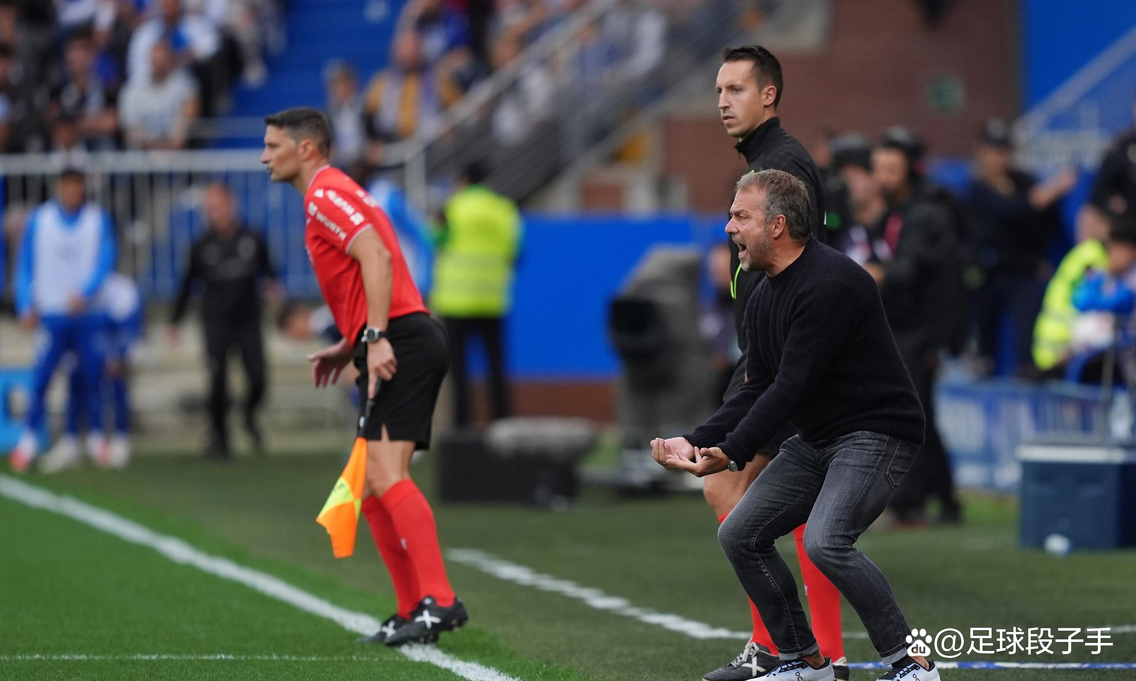 包含球队转会市场动荡，重量级球员众多交易的词条