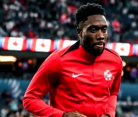 拜仁慕尼黑大将陷伤痛，欧冠前景堪忧的简单介绍