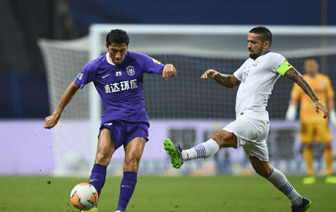 毅腾后卫进球,助球队惊险保级的简单介绍 毅腾后卫进球,助球队惊险保级的简单介绍