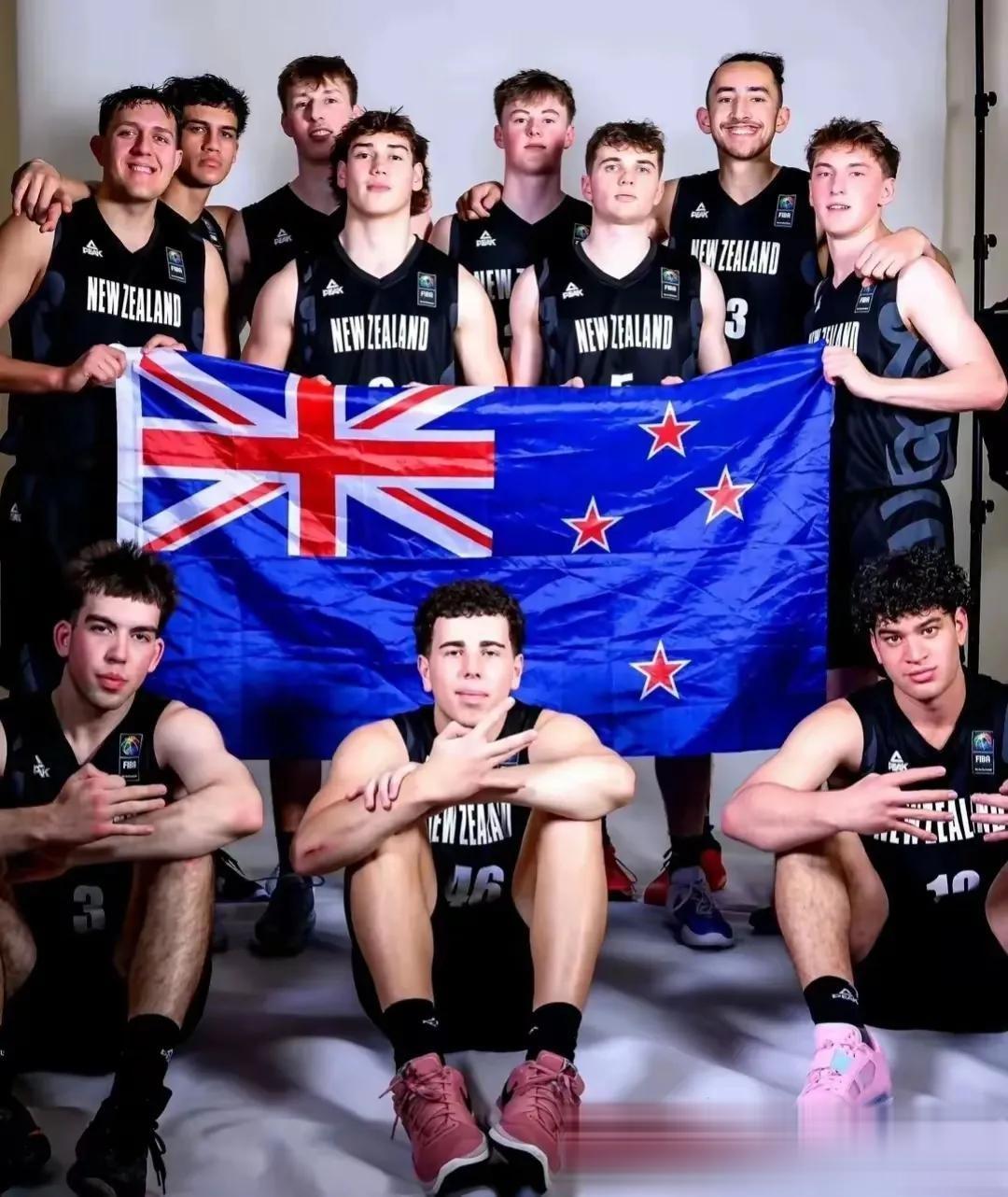 新西兰代表团在篮球比赛中斩获佳绩,夺得亚军 新西兰代表团在篮球比赛中斩获佳绩,夺得亚军