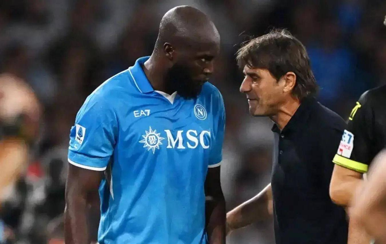 那不勒斯战胜搏击，锋线连环杀敌的简单介绍